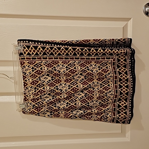 Requirements Dresses & Skirts - Requirements Skirt